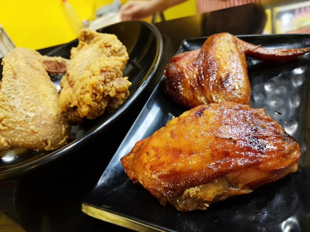 28942695_2059140430769262_1111889697_o