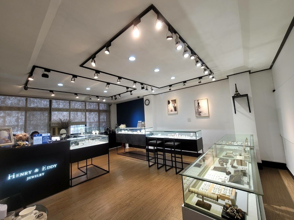 Henry %26; Eddy Jewelry 展示.jpg