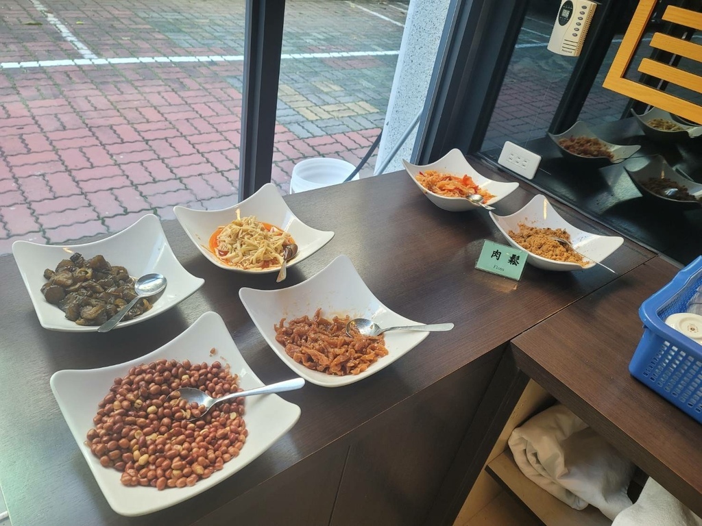 佳仕堡商務飯店 餐點 早餐自助吧.jpg