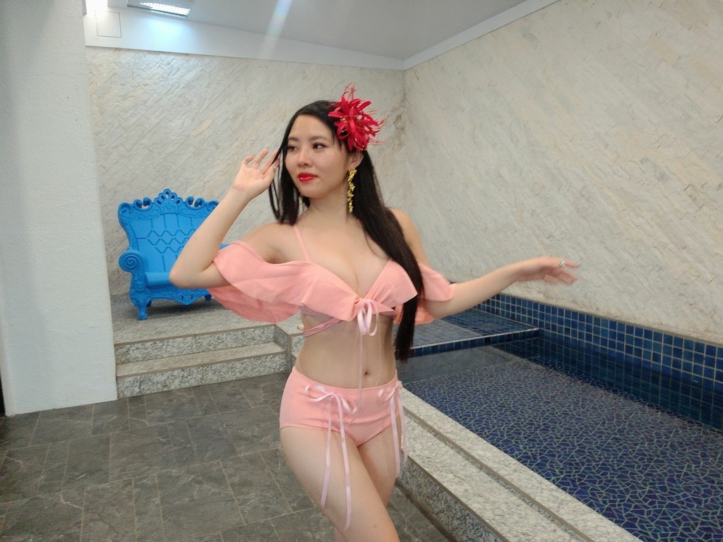 水雲端旗艦概念館❤️要住就住最好的~! 台中住宿推薦❤️鏡面