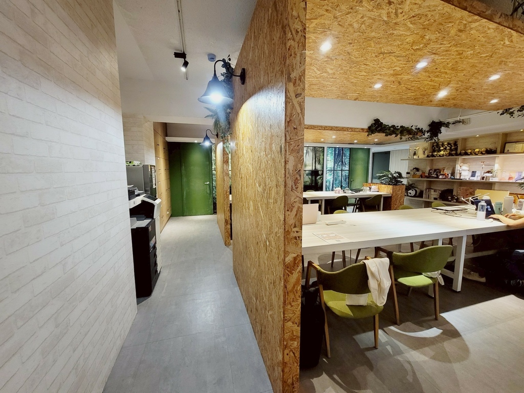 台北共享空間推薦 Hour Jungle Coworking