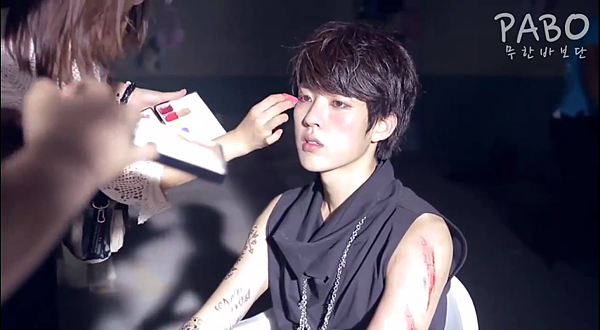 INFINITE-Back-Melon-MV Making-07.PNG