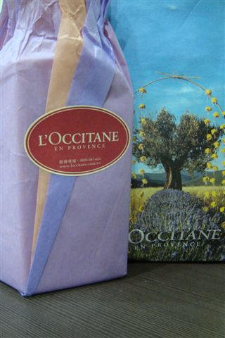 LOCCITANE  