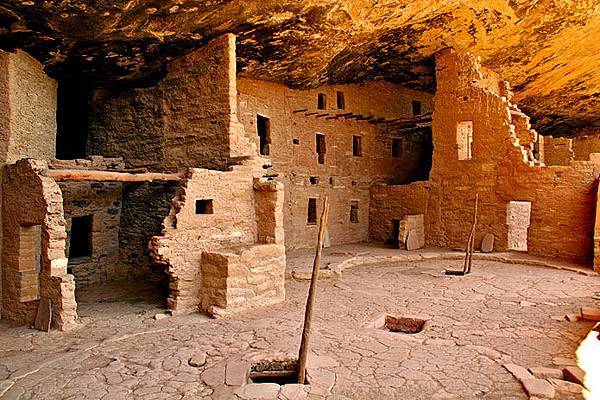 mesa_verde_spruce_tree_house.jpg