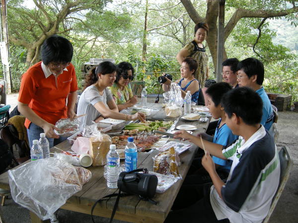 20080920-第171次例會活動-秋節聯誼烤肉會-009.JPG