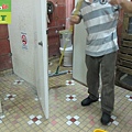 Park - male and female toilets - terrazzo - Quartz tiles - non slip treatment (68).JPG