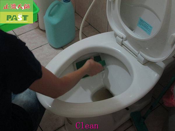 WC ceramics toilet - washbasin decontamination - descaling Deal with (8).JPG