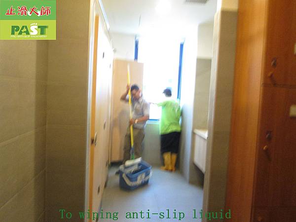 male and female toilets - hardness tile - non slip construction (3).JPG
