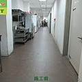 500-餐廳廚房走到步道高硬度磁磚地面止滑防滑施工工程-相片