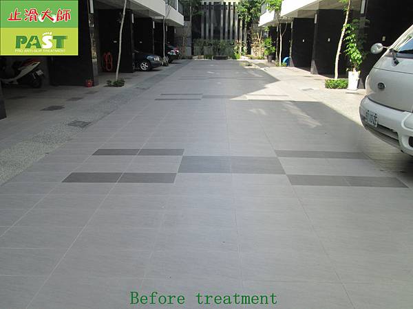 Community Residential - Courtyard traffic lane - Homogeneous Tile - Before Anti-Slip Treatment (1).JPG