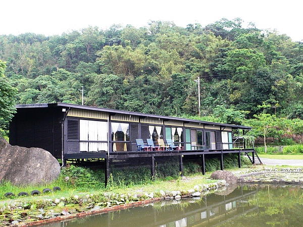 三間屋正面 三間屋正面