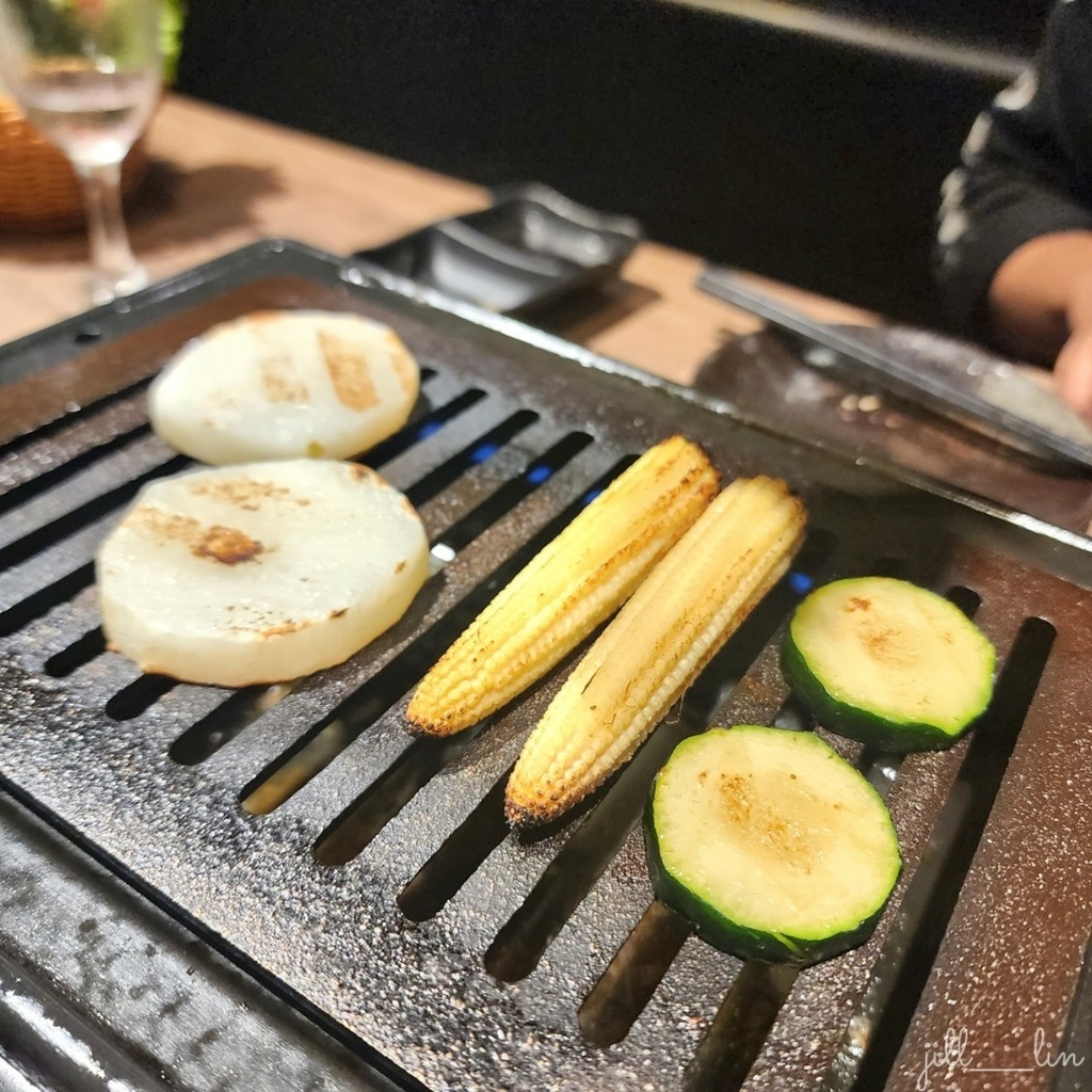 【台北 忠孝新生站】山上走走日式無菜單燒肉專門店 台北美食/