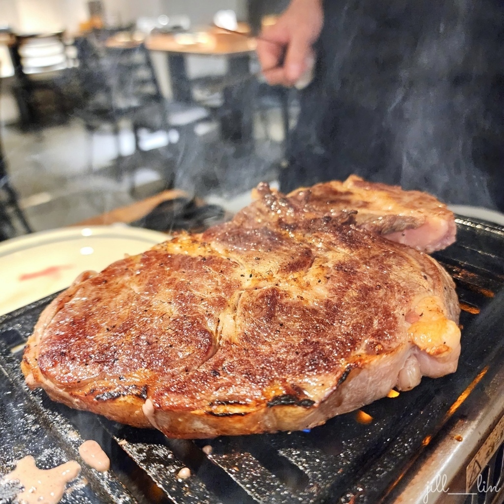 【台北 忠孝敦化站】燔之亭燒肉場 很適合慶生的燒肉店，當月壽