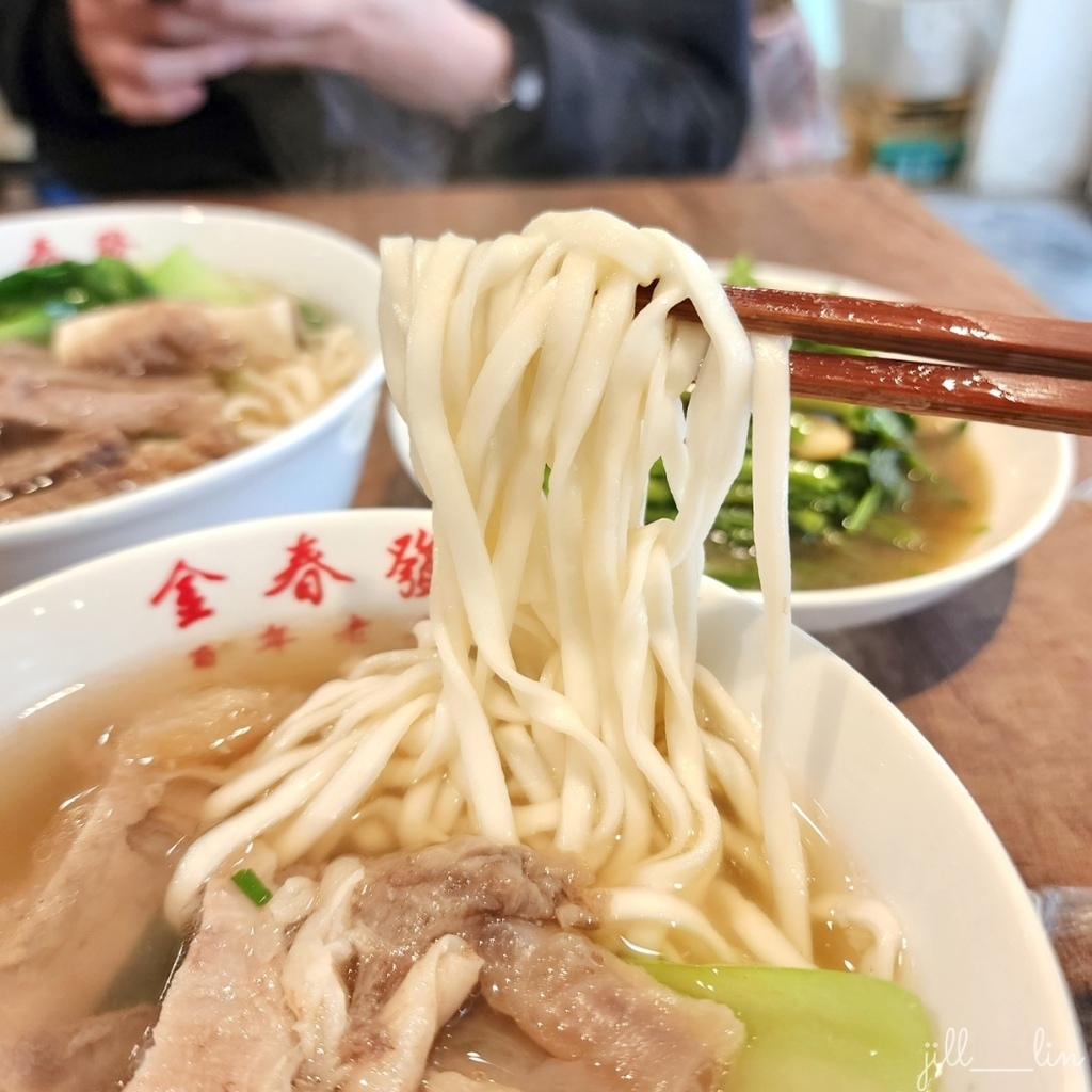 【台北 南京復興站】金春發 郭台銘也愛吃的牛肉麵 台北美食/