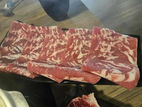 【台北市】【民生社區】饗樂shabu精緻鍋品 冰淇淋/飲料/