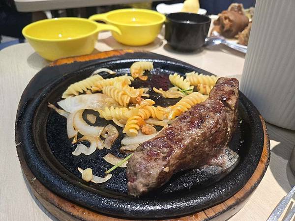 【新北市林口區】【BUFFET】林口a9我家牛排 超高CP值