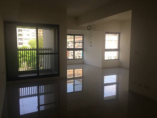 璟自然浴室.JPG 璟自然浴室.JPG