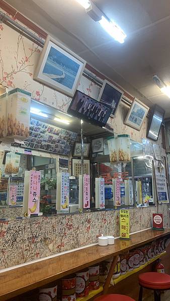 【2023釜山】新昌吐司韓國早餐店！烤吐司配豆漿和草莓汁｜ 