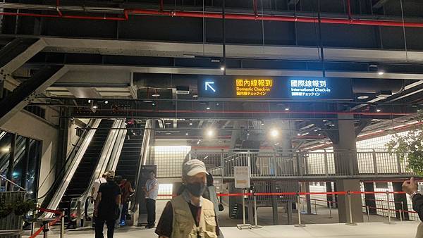 【2023馬祖】新臺馬輪開箱搭船去馬祖!基隆-東引夜宿船上初 【2023馬祖】新臺馬輪開箱搭船去馬祖!基隆-東引夜宿船上初