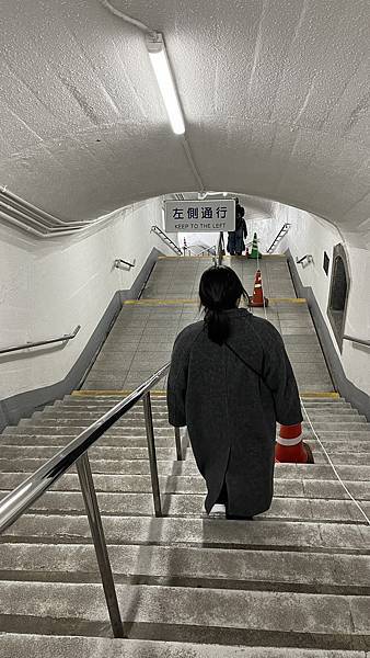 搭電梯才能到!前往日本三大名瀑「日光華嚴瀑布」感受大自然魅力