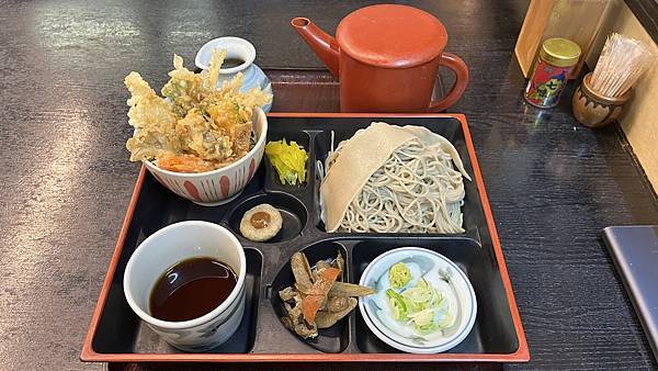 來長野一定要吃蕎麥麵!手工現打細緻Q彈,邊吃邊散發香氣吉祥 來長野一定要吃蕎麥麵!手工現打細緻Q彈,邊吃邊散發香氣吉祥