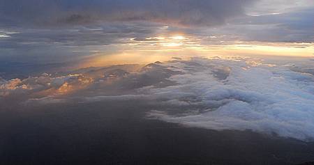 038-富士山頂日出.JPG