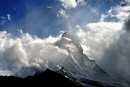 325-Gornergrat Bahn火車下山.jpg