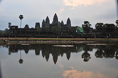 294-Angkor Wat 日出.JPG