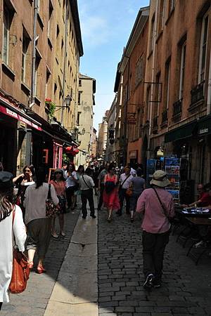 009-LYON-舊街市.JPG