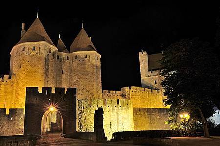 526-CARCASSONNE-卡爾卡松-古城夜景.JPG