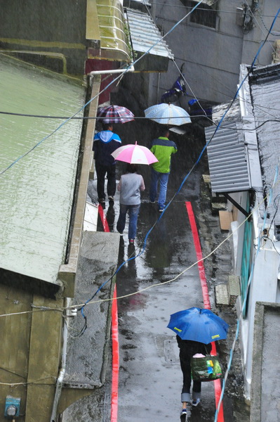 15-九份-雨中即景.JPG