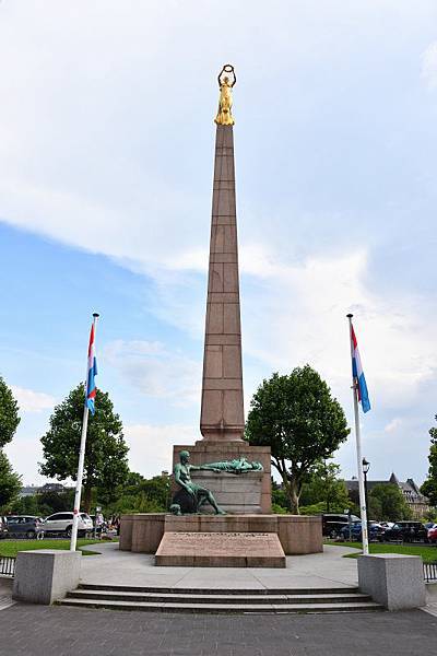 433-盧森堡-憲法廣場-.JPG