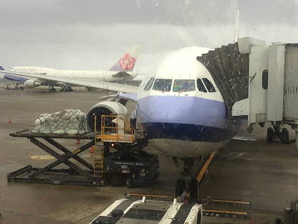 IMG_4143.JPG IMG_4143.JPG