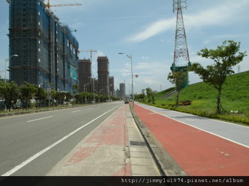 [竹北] 興隆路水岸建築群踏查(中華路起至高鐵東站)2012-04-13 051