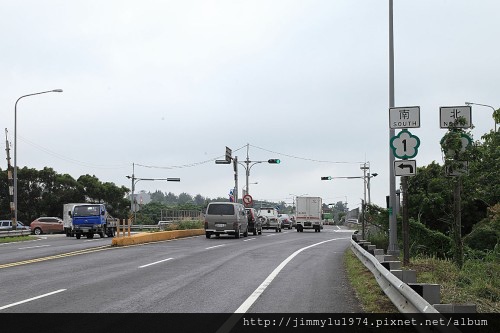 [湖口] 富旺國際「RICH計劃」(大樓) 2013-06-07 005 湖口交流道.jpg