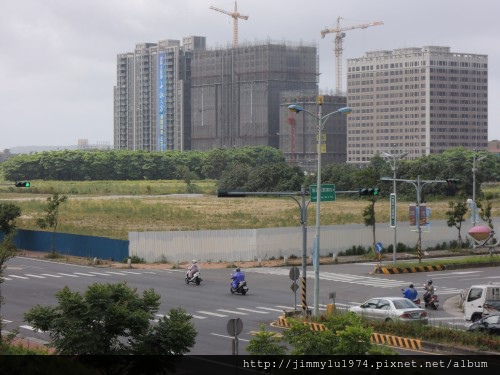 [竹北水岸] 竹北台科大水岸建築群巡禮(大樓) 2013-07-12 034.jpg