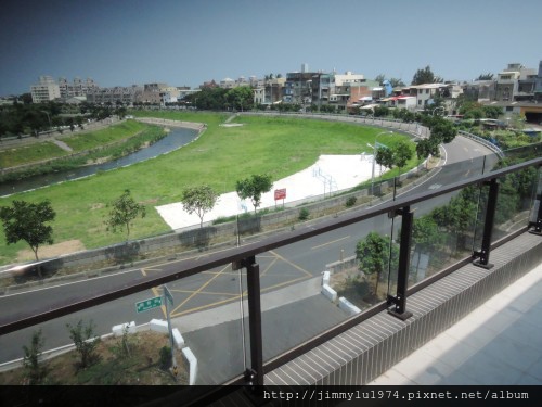 [新竹南勢] 譽家建設「天竹水岸」(電梯透天) 2014-07-01 003.jpg