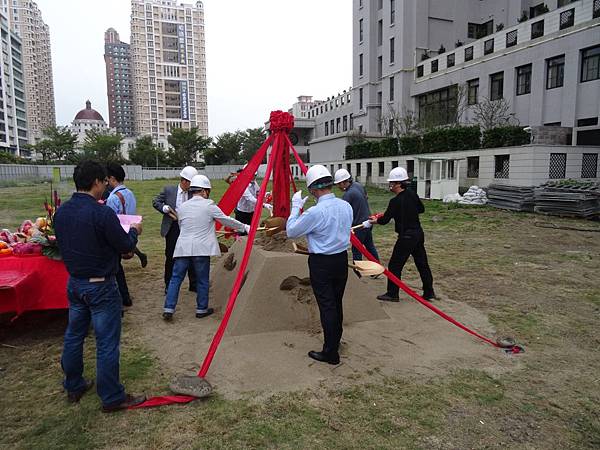 [竹北高鐵] 鉅虹建設+惠友建設「森美」(大樓) 2015-11-19 007