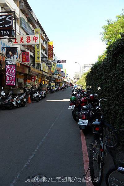 台中半日遊18逢甲商圈.JPG