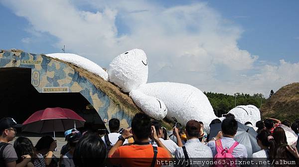 13又是洗白白躺著.jpg 13又是洗白白躺著.jpg
