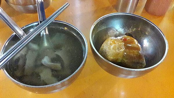02綜合湯跟肉粽.jpg 02綜合湯跟肉粽.jpg