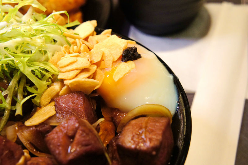 開丼-溫泉蛋01.jpg 開丼-溫泉蛋01.jpg