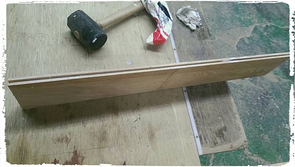 Cypress platform shelf003.jpg