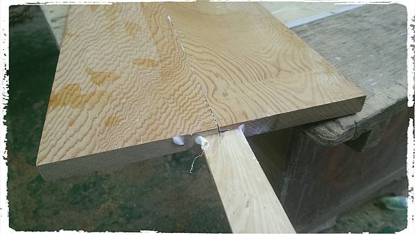 Cypress platform shelf004.jpg
