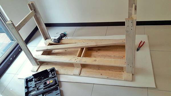 Pallet Table2016060512 Pallet Table2016060512