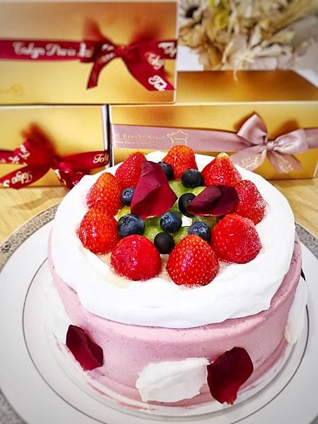 7吋巴黎玫瑰雪莓蛋糕 (2).jpg