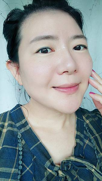 【懶人保養│CANADEL可奈】全方位彈緻凝凍淨白凝霜 All in One省時又省錢！吃貨旅遊作家水靜葳JING找樂子 (3).jpg