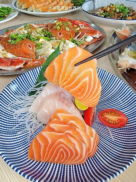 新北萬里海鮮餐廳丨鮮滿樓海鮮料理 自家漁船現流尚青萬里蟹、野柳活龍蝦、北海岸活海鮮@水靜葳環遊世界366天 (31).jpg