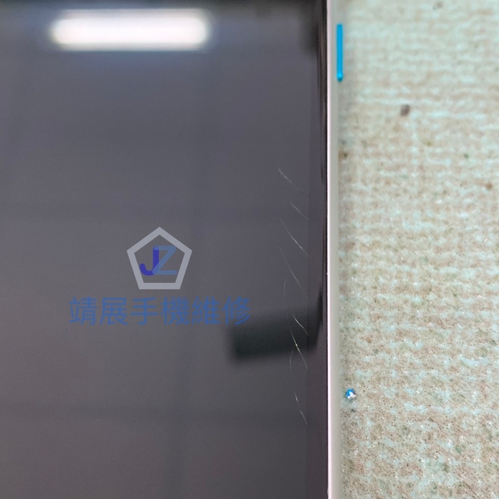 Zenfone8 螢幕破裂.jpg