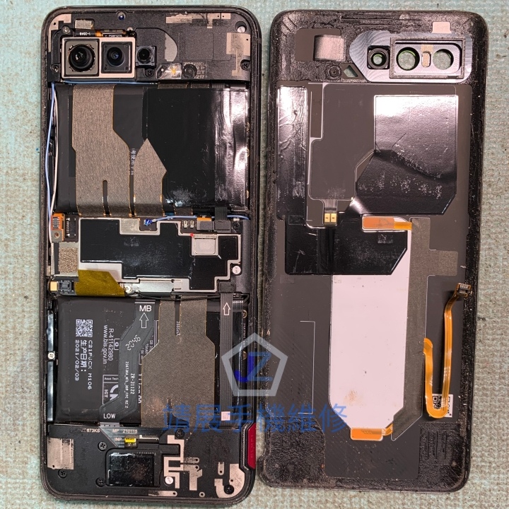 ROG5 卸下背蓋.jpg